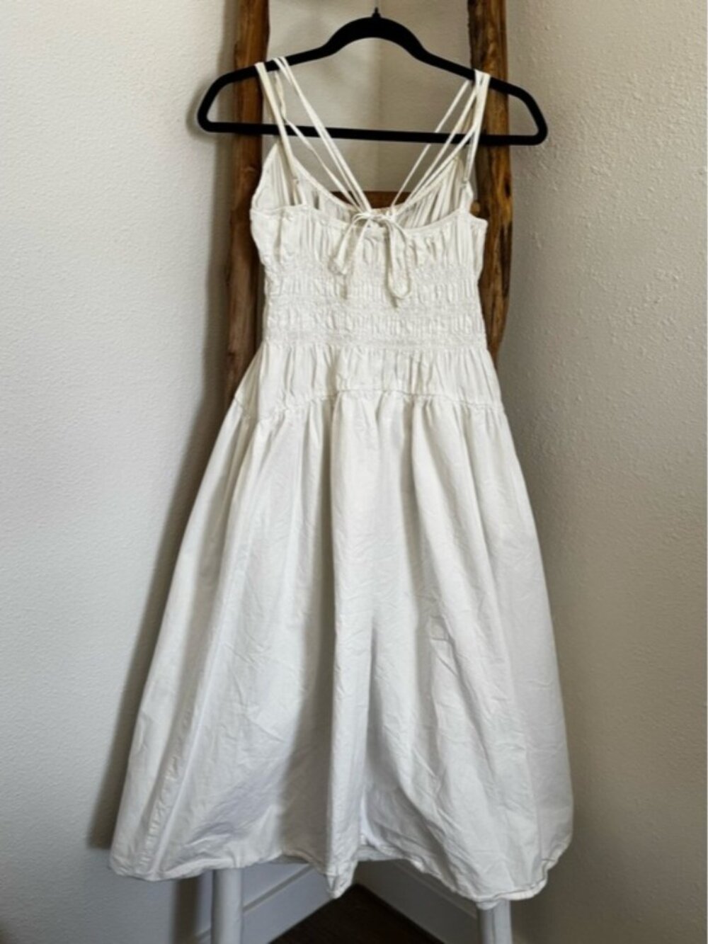 Ciao Lucia Volta Dress in White Size Medium. - Picture 6 of 11
